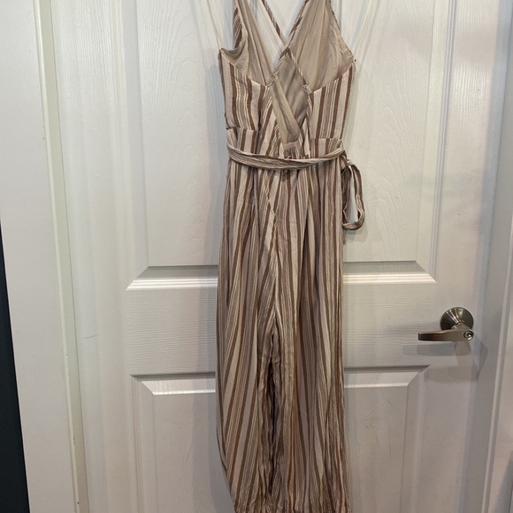 Olivia + James Stripe Romper - Sz. Medium - Picture 5 of 6